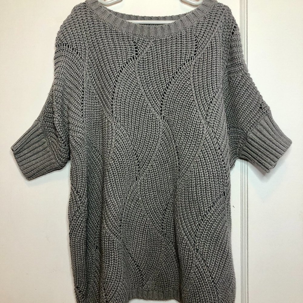 Old Navy Gray Knit Sweater